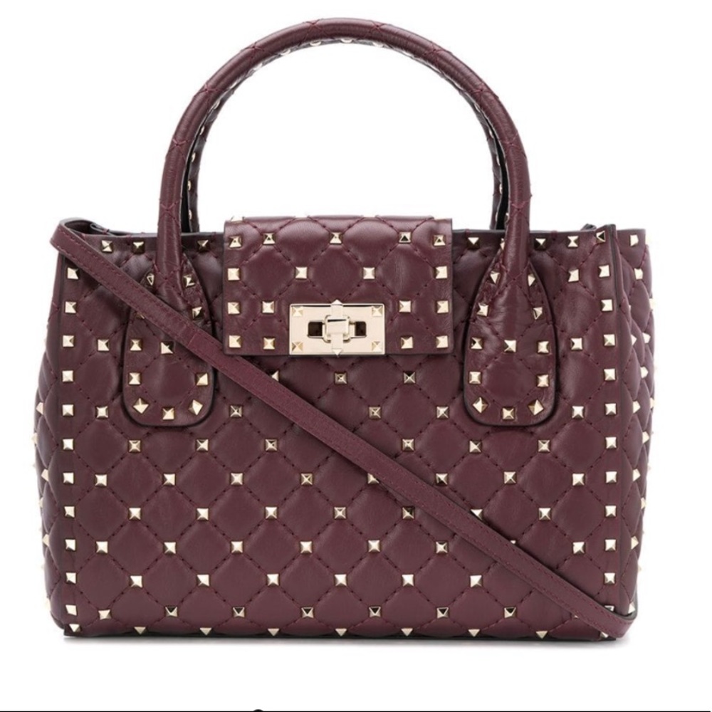 😍🥰 VALENTINO Garavani Rockstud tote 🥰😍